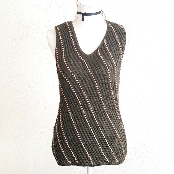 Liz Claiborne Green Knit Sweater Vest with Wooden Beads Size Large - Picture 6 of 10